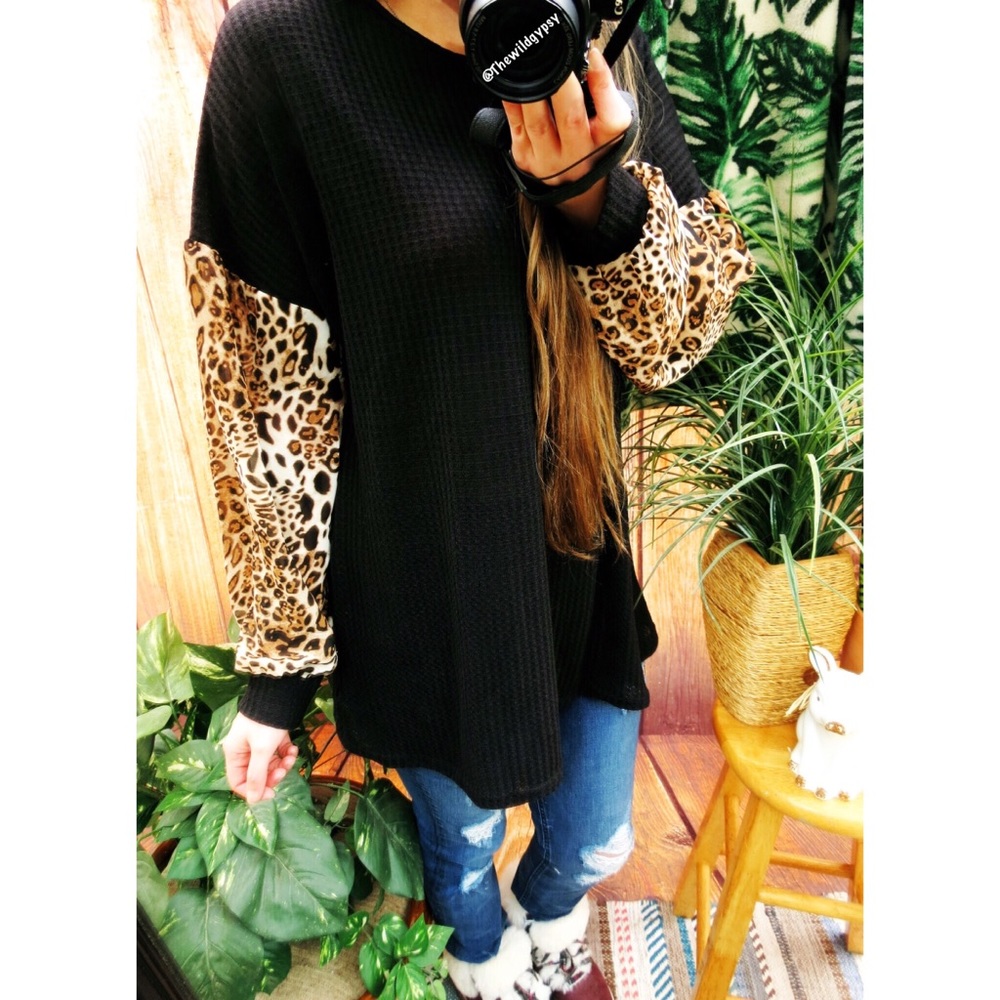NWT Cheetah print waffle knit long sleeve ✨ - Picture 3 of 7